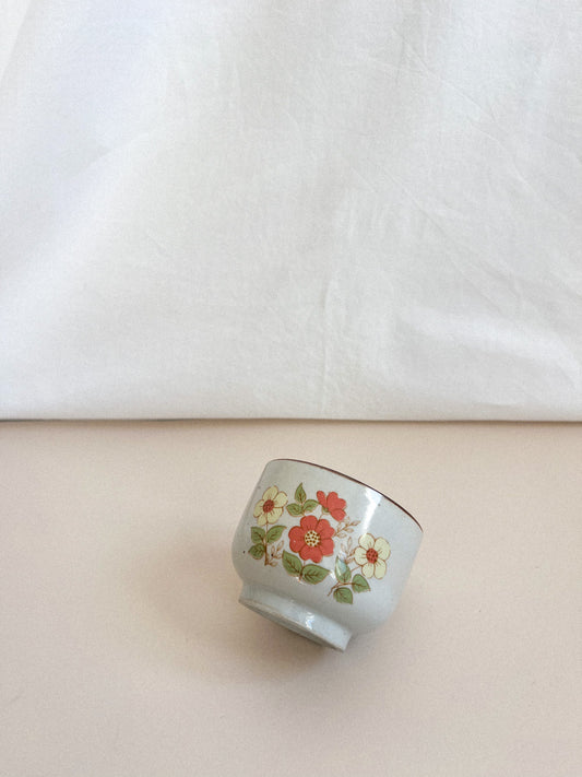 Tasse à fleurs