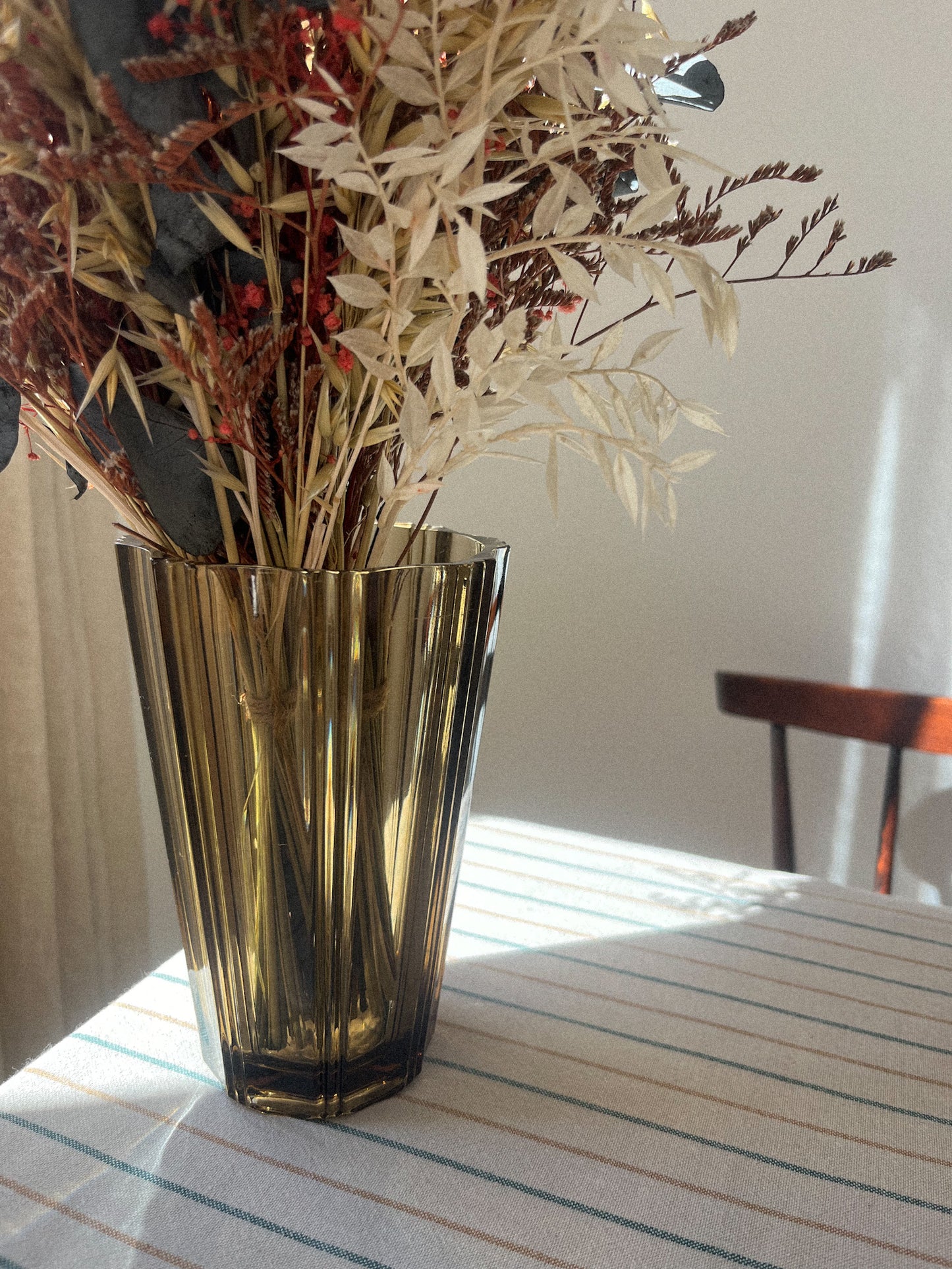 Vase en verre fumé