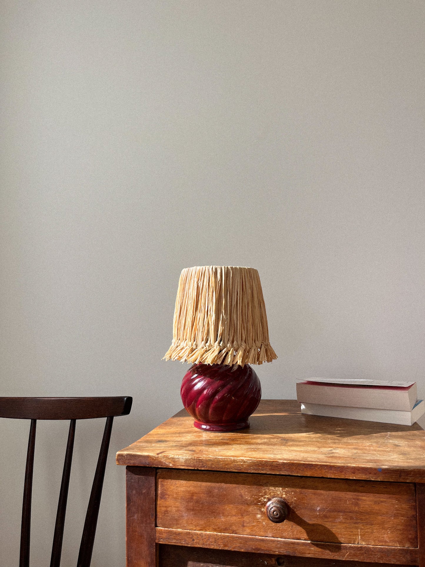Lampe rouge bordeaux